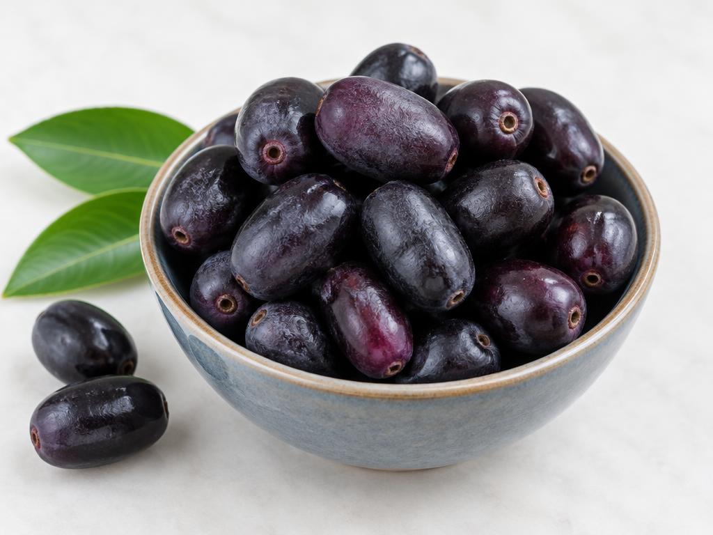 Black jamun — ripe dark purple Indian jamun fruit