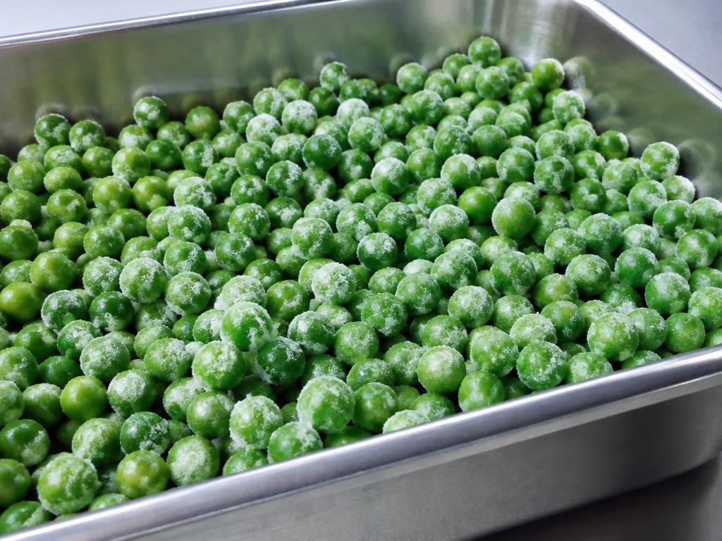 Individually frozen green peas